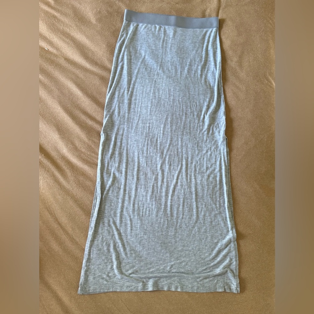 H&M Basic Pull On Gray Leg Split Maxi Skirt Size S